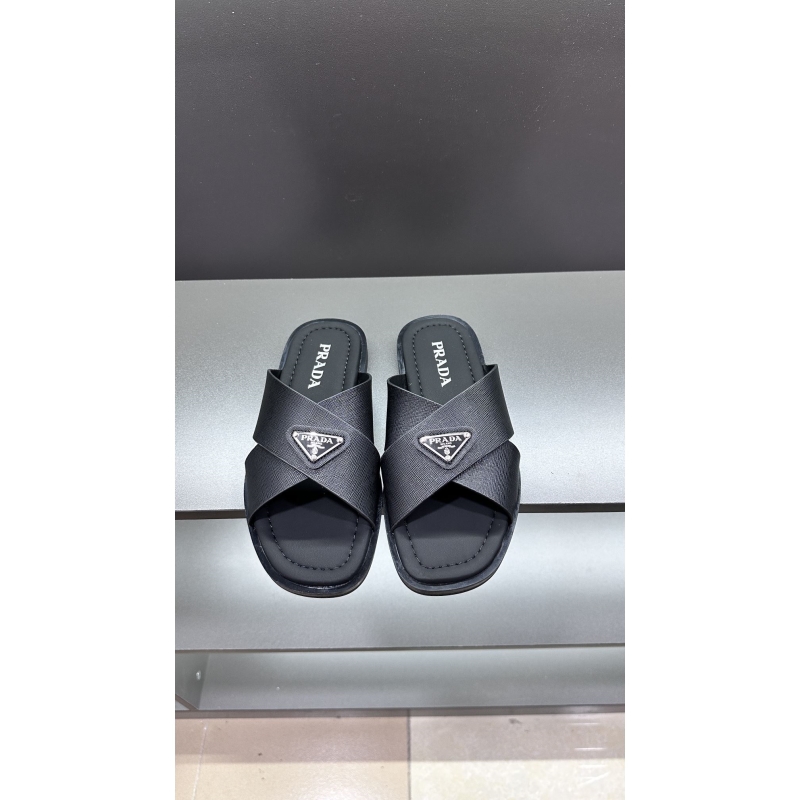 Pra*a slippers